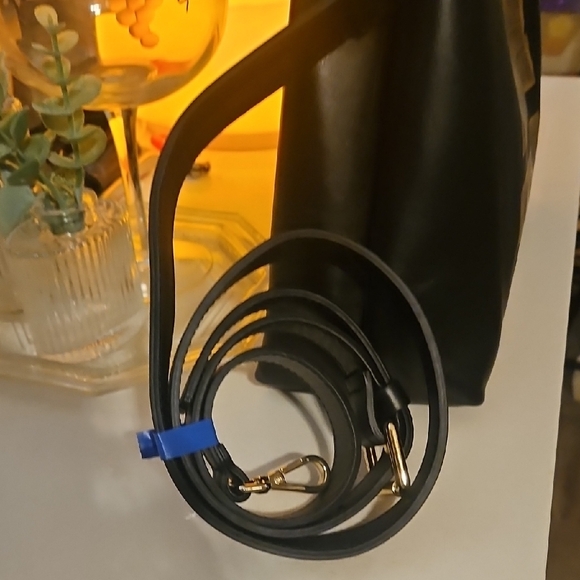 Lia Numa Black and Gold Satchel - Picture 5 of 9